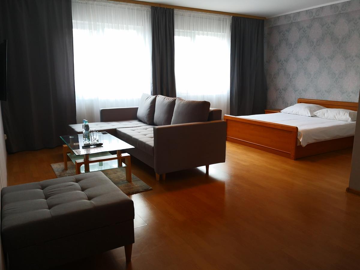 Aparthotel Babilon Krzeszów Krzeszow  Exterior foto